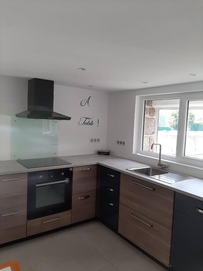 Appartement Climatise Au Calme En Provence Pierrefeu-du-Var Zewnętrze zdjęcie